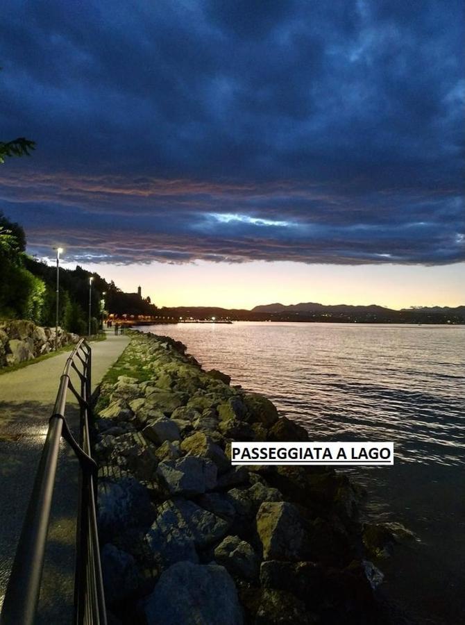 Appartamento Casa Vacanze Spiaggia D'Oro Desenzano del Garda Exterior foto