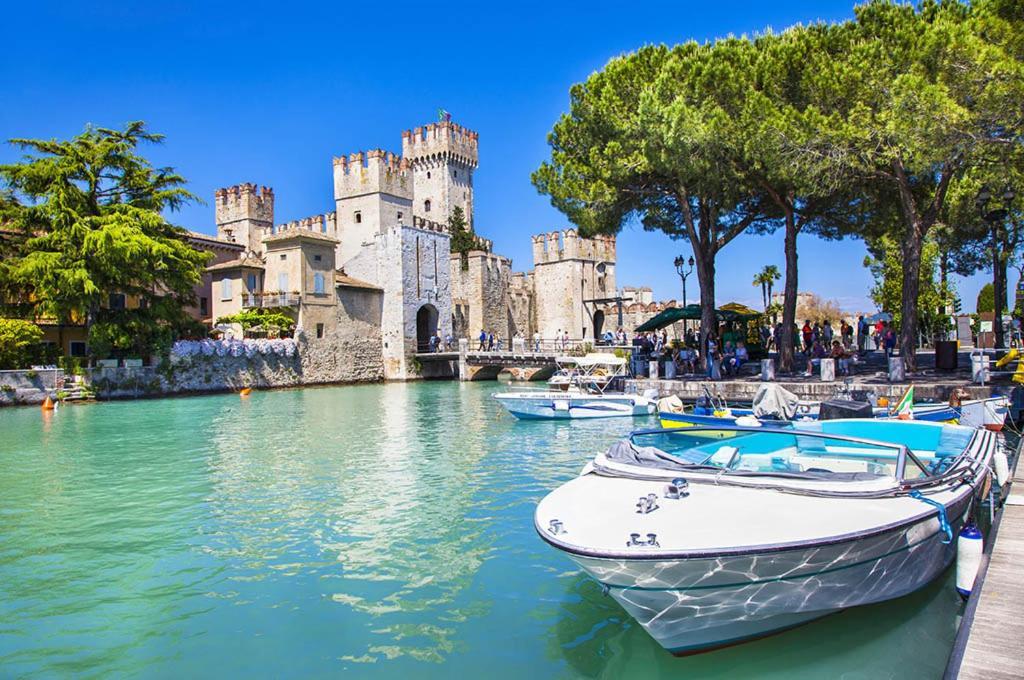 Appartamento Casa Vacanze Spiaggia D'Oro Desenzano del Garda Exterior foto